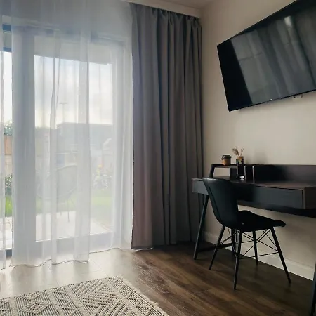 Apartment Garden In Scala