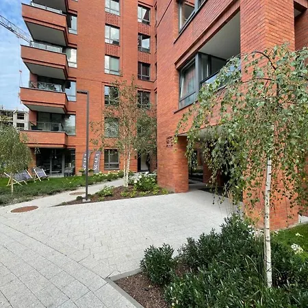 Apartment Garden In Scala *
